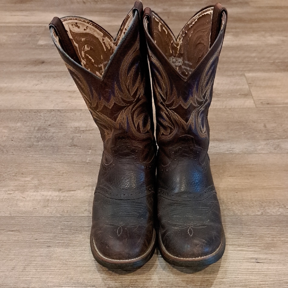 Justin Boots Dark Brown Leather. Used With A Lot Of Life Left